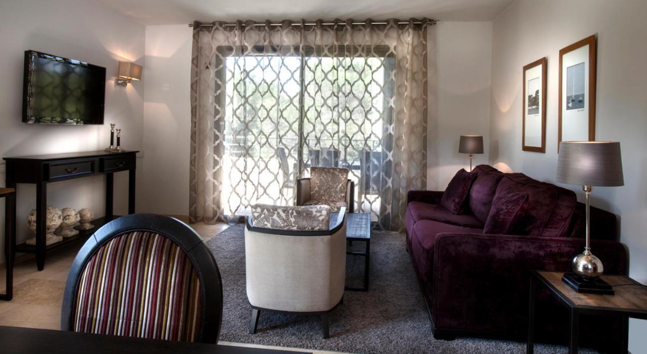 Residence Hoteliere 4 Etoiles Les Mas Du Grand Vallon Мужен Экстерьер фото