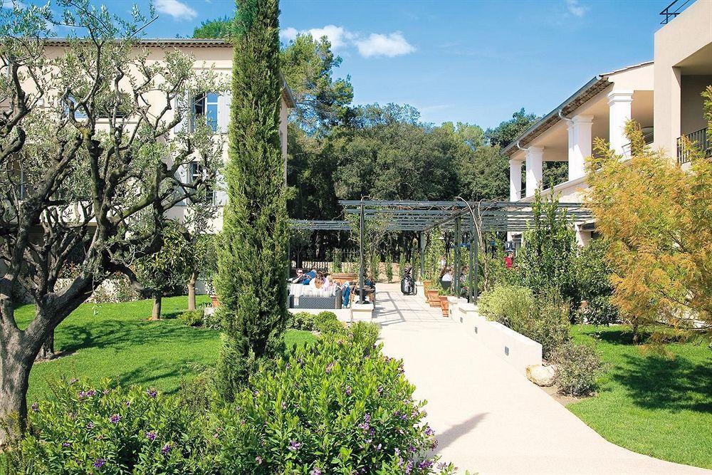 Residence Hoteliere 4 Etoiles Les Mas Du Grand Vallon Мужен Экстерьер фото