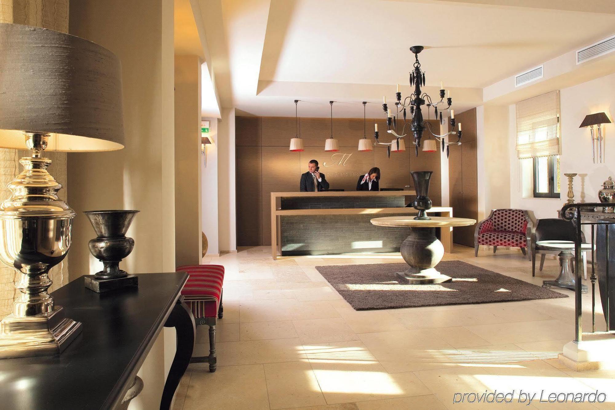 Residence Hoteliere 4 Etoiles Les Mas Du Grand Vallon Мужен Интерьер фото
